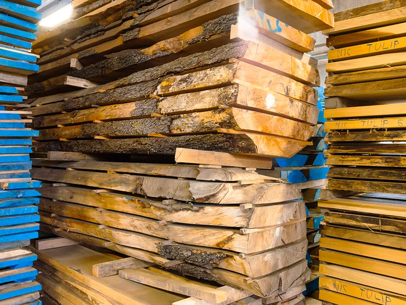 vendita-legno-massello-a-varese-monza-brianza-in-tavole-travi-assi-listelli